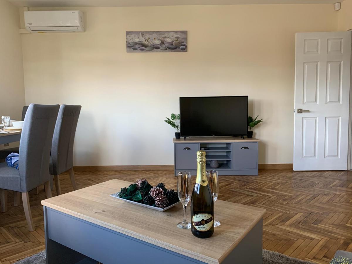 Apartment Zdravets, In The Heart Of The Old City Велико-Тирново Екстер'єр фото