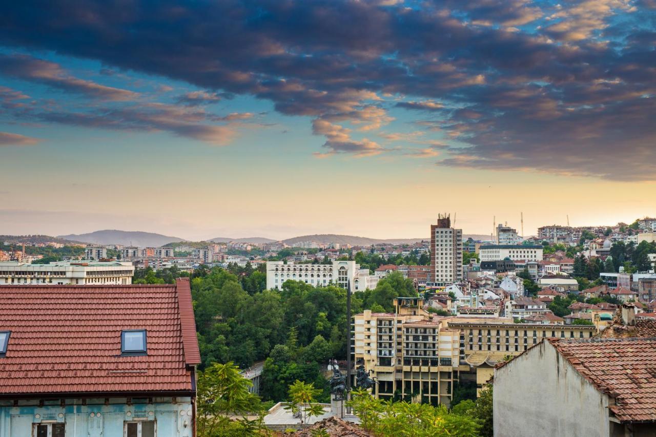 Apartment Zdravets, In The Heart Of The Old City Велико-Тирново Екстер'єр фото