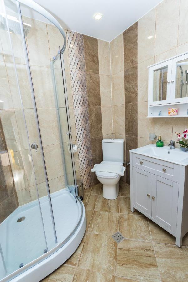 Apartment Zdravets, In The Heart Of The Old City Велико-Тирново Екстер'єр фото